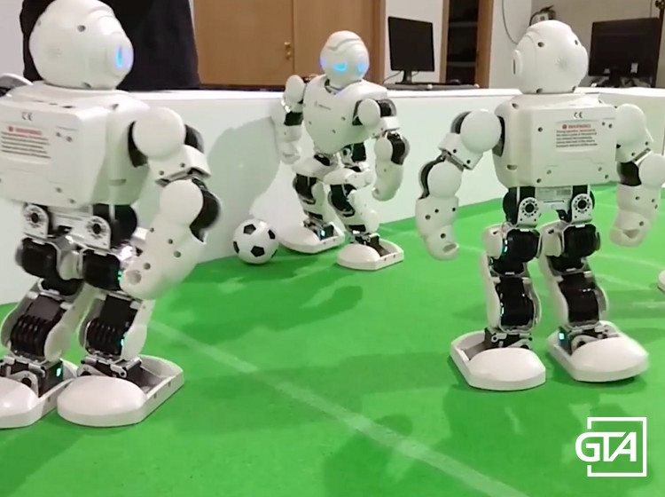Robots futboleros ...diversión y emociones!
